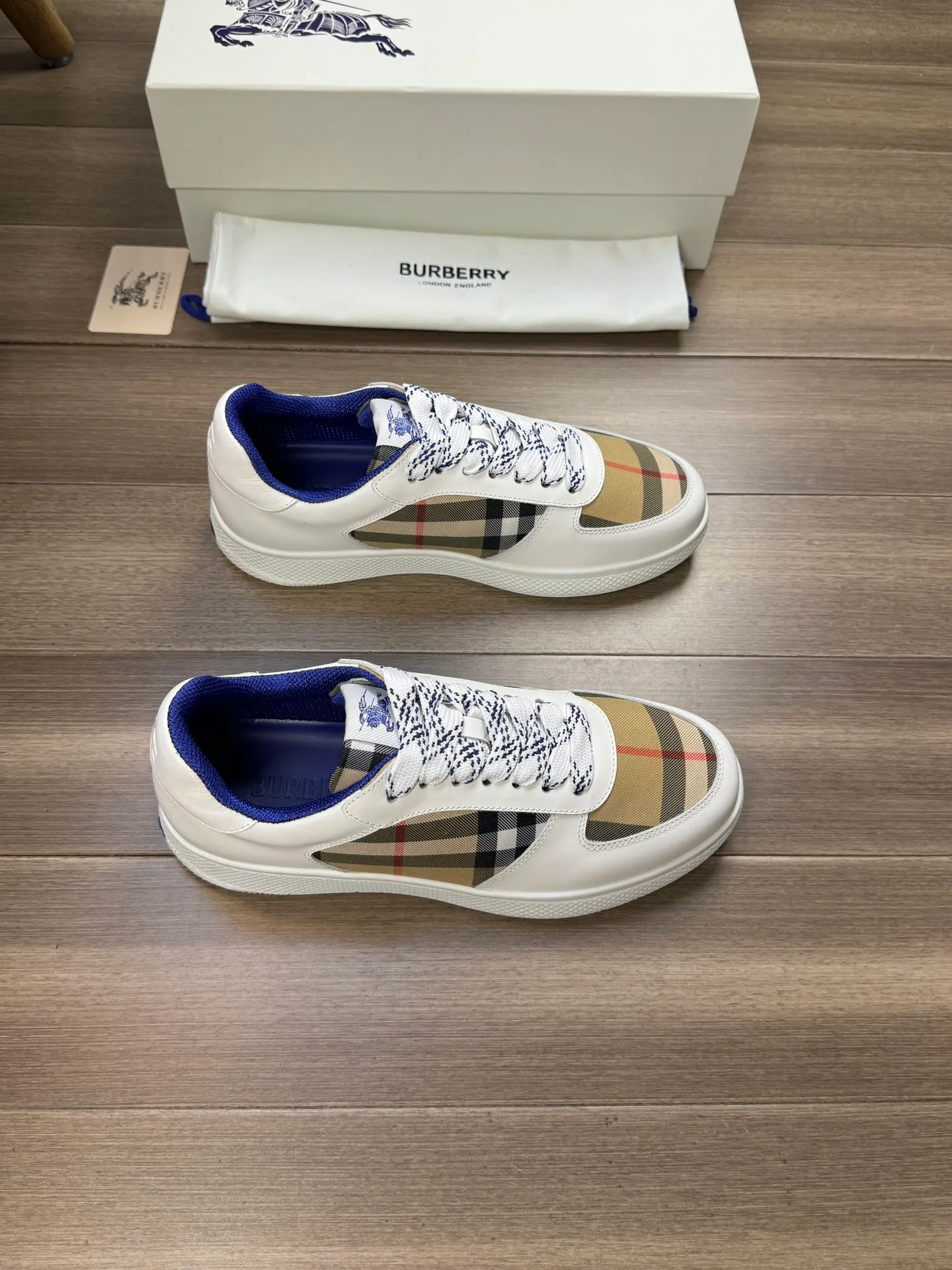 p380💰Men's shoes [BURBERRY] Burberry - High-end quality original order 🔍🔍🔍 - Upper: imported 🔝 Napa calfskin, brand totem cloth, tongue brand cloth label - Lining: canvas lining, - Outsole: rubber; two-color molded outsole - Ultra-high quality control·Fine workmanship: highlighted (high-end·luxury·grade) -Size : 38-44 (45 for men, can be customized)